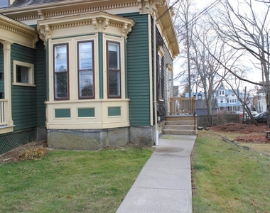 70 Emmons St - Photo Thumbnail 8