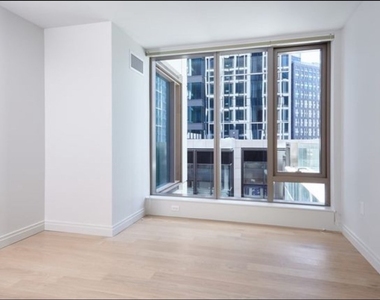 133 Seaport Blvd - Photo Thumbnail 6