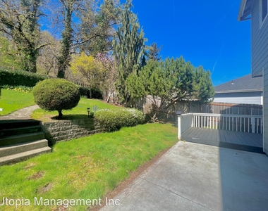 4713 Se Powell Butte Blvd - Photo Thumbnail 10