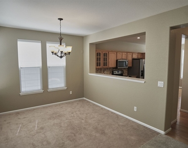 2931 Woodbriar Drive - Photo Thumbnail 3