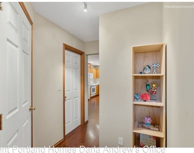 2239 Hawthorne St Apt 14 - Photo Thumbnail 17