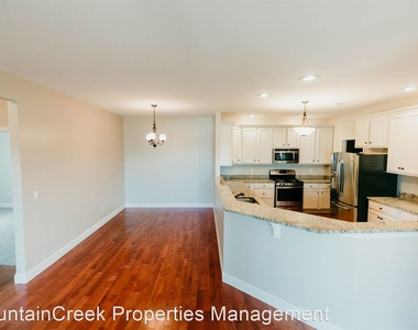 84 Silver Maple Ridge - Photo Thumbnail 22