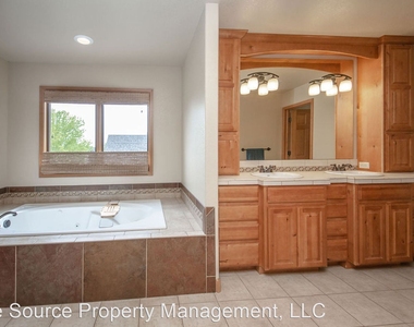 3611 Copper Spring Dr - Photo Thumbnail 34