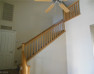 137 Gryffin Avenue - Photo Thumbnail 5