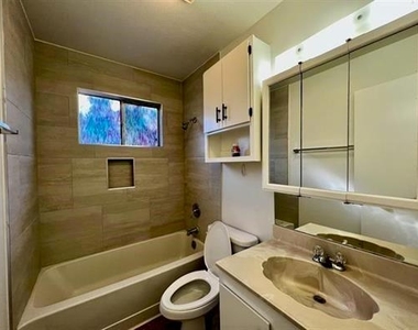 259 B Braeburn Cir - Photo Thumbnail 8