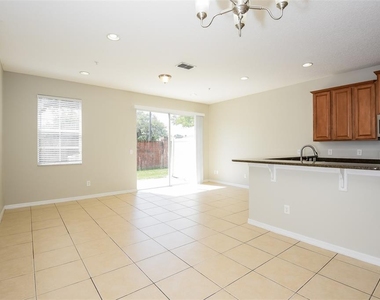 9576 Silver Buttonwood Street - Photo Thumbnail 3