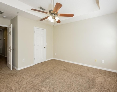 9576 Silver Buttonwood Street - Photo Thumbnail 8