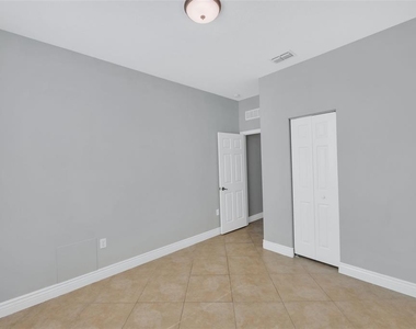 11161 Running Pine Dr - Photo Thumbnail 23