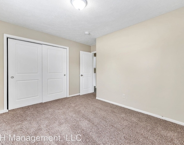 905 Coolidge - Photo Thumbnail 27