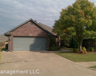 12400 Village Lane - Photo Thumbnail 1