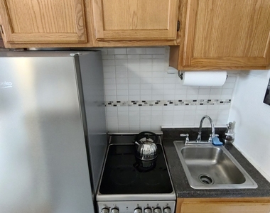 550 West 161st Street - Photo Thumbnail 8