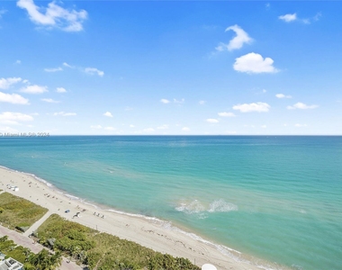 6899 Collins Ave - Photo Thumbnail 14