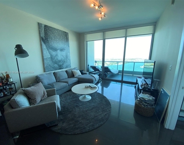 900 Biscayne Blvd - Photo Thumbnail 4