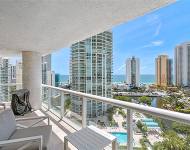 16500 Collins Ave - Photo Thumbnail 22