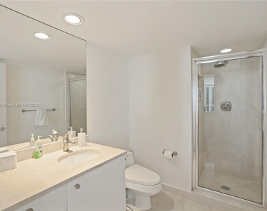 16500 Collins Ave - Photo Thumbnail 23