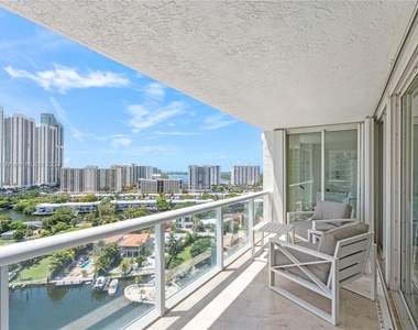 16500 Collins Ave - Photo Thumbnail 21