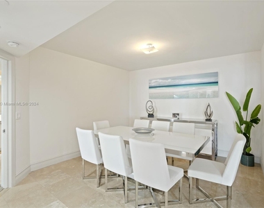 16500 Collins Ave - Photo Thumbnail 11