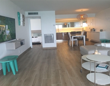 9195 Collins Ave - Photo Thumbnail 3