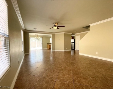 11105 Vasari Court - Photo Thumbnail 1