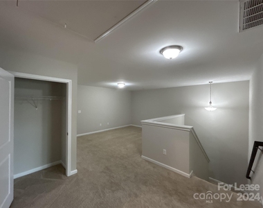 1437 Bramblewood Drive - Photo Thumbnail 15