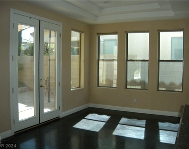 5561 Notte Pacifica Way - Photo Thumbnail 6