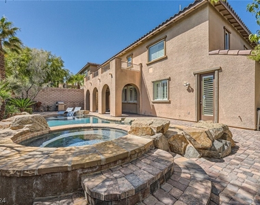 12025 Aragon Springs Avenue - Photo Thumbnail 47