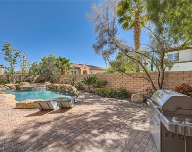 12025 Aragon Springs Avenue - Photo Thumbnail 45