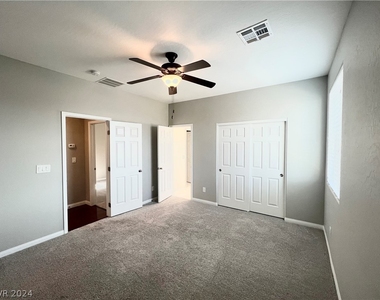 6187 Joshua Peak Avenue - Photo Thumbnail 21