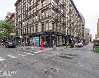 Broome Street - Photo Thumbnail 8