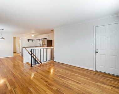 2744 Atlantic Avenue - Photo Thumbnail 4