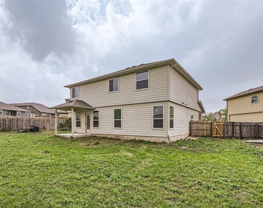 131  Lavaca Loop - Photo Thumbnail 25