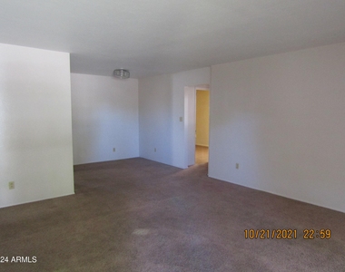 7415 E Holly Street - Photo Thumbnail 16