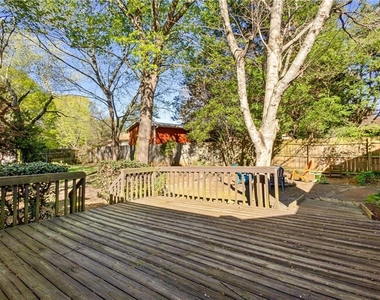 2806 Landington Way - Photo Thumbnail 21