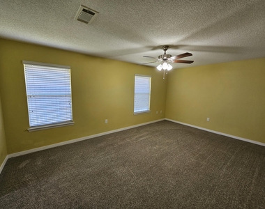 2158 Punham Court - Photo Thumbnail 16