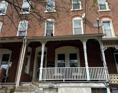 425 West Liberty Street - Photo Thumbnail 1