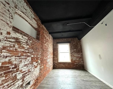 810 Monocacy Street - Photo Thumbnail 12