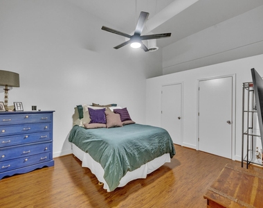 2112 Morris Avenue - Photo Thumbnail 14