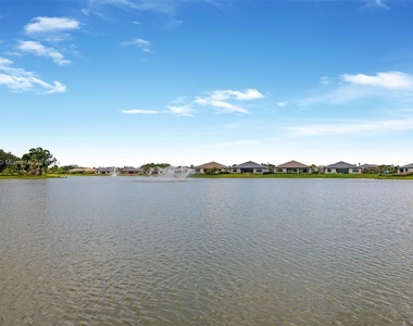 4470 Waterside Dr - Photo Thumbnail 26