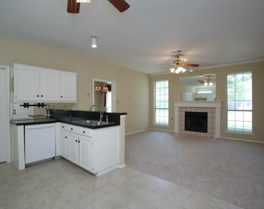 3045 Brookshire Drive - Photo Thumbnail 10