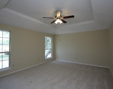 3045 Brookshire Drive - Photo Thumbnail 18