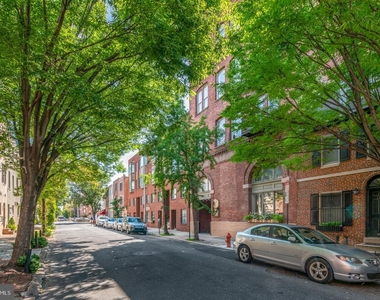 1720 Lombard Street - Photo Thumbnail 1