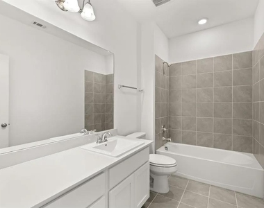 7573 Laburnam Road - Photo Thumbnail 4