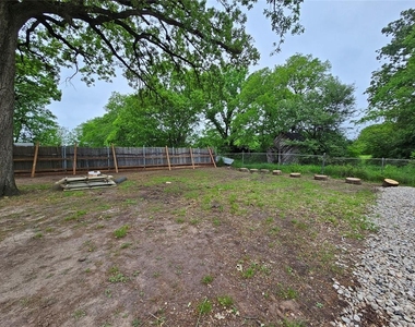 10217 Teagarden Road - Photo Thumbnail 26