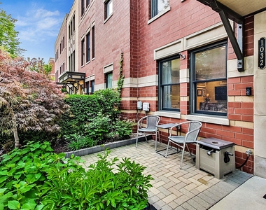 1032 N Crosby Street - Photo Thumbnail 28