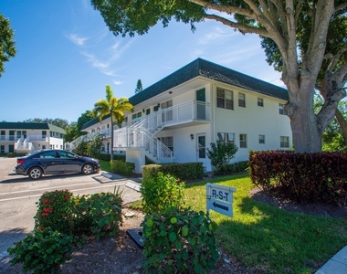 2800 Indian River Boulevard - Photo Thumbnail 16