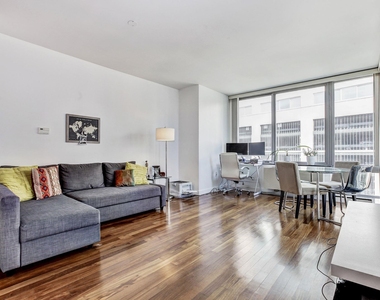 25 Hudson St - Photo Thumbnail 1