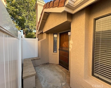 25022 Sanoria Street - Photo Thumbnail 2