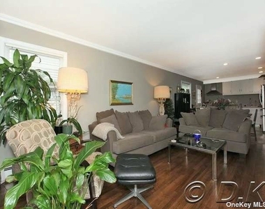 469 E Park Avenue - Photo Thumbnail 5