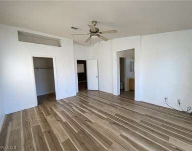 9579 Belle Reserve Street - Photo Thumbnail 22