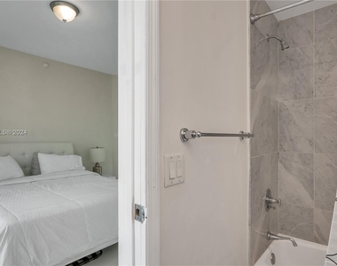 9401 Collins Ave - Photo Thumbnail 23